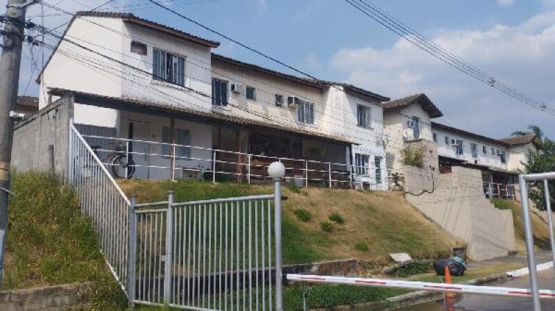 Casa com 2 quartos em Nova Iguaçu - RJ