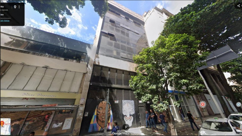 Prédio comercial com 5.311m², 11 suítes, 20 salas e 5 vagas
