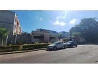 Apartamento com 2 Quartos e Varanda em Manaus