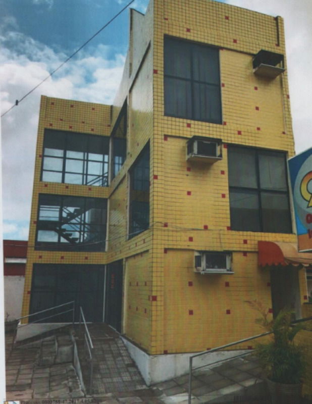 Prédio Comercial na Av. Epitácio Pessoa, 80 - João Pessoa/PB