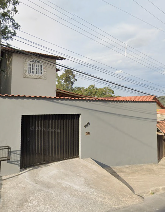 Casa 2 andares 89m² Centro Santa Luzia MG