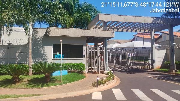 Apartamento com 2 quartos e 1 vaga em Jaboticabal/SP