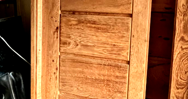 Porta de Madeira Angelim Pedra Pivotante