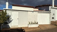 Casa 3Q 2B 1V 67m² construídos - Ocupada