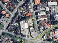 Terreno com 477m² construídos em Curitiba