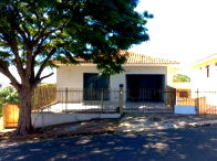 Casa com 6 quartos e 4 salas em Jandaia do Sul/PR