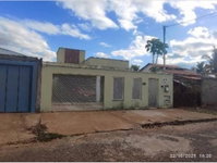 Casa com 1 vaga de garagem, 259,5 m² de terreno, ocupada