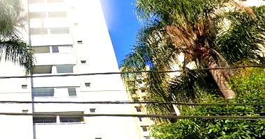 Apartamento com 2 Quartos e 1 Banheiro em Condomínio