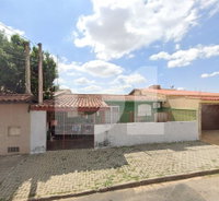 Casa com 84,98 m² de área construída em terreno de 250 m² -