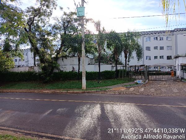 Apartamento 2 quartos, 1 vaga, 103m² total, desocupado