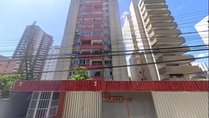 Apartamento com 1 quarto, 1 vaga, 83 m²