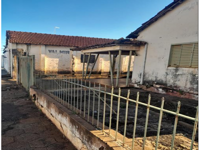 Casa com 139m² e terreno de 457m² em Estrela d'Oeste/SP
