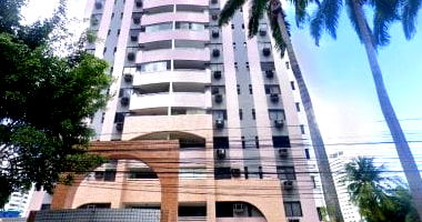 Espaçoso Apartamento de 121m² com 2 Vagas e Área Construída, Ocupado
