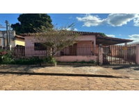Casa em leilão com 3 quartos e 2 banheiros