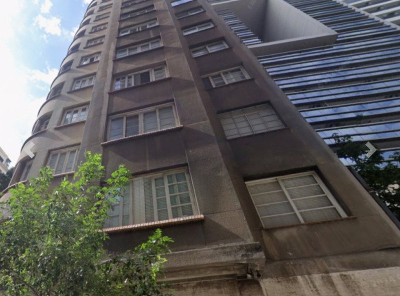 Conjunto Comercial 102m² com 5 salas, 2 banheiros e cozinha