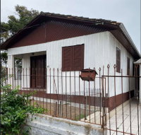 Fração de Terreno com Construções em Criciíma/SC