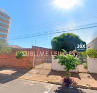 Terreno com Construção em Panorama - 936m²