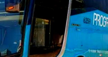 Ônibus Scania/Busscar VBUSS R em bom estado