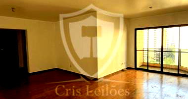 Apartamento com 3 quartos e 139m² em Perdizes/SP