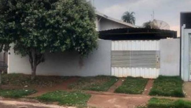 Casa com 2 quartos em Rio Brilhante - MS