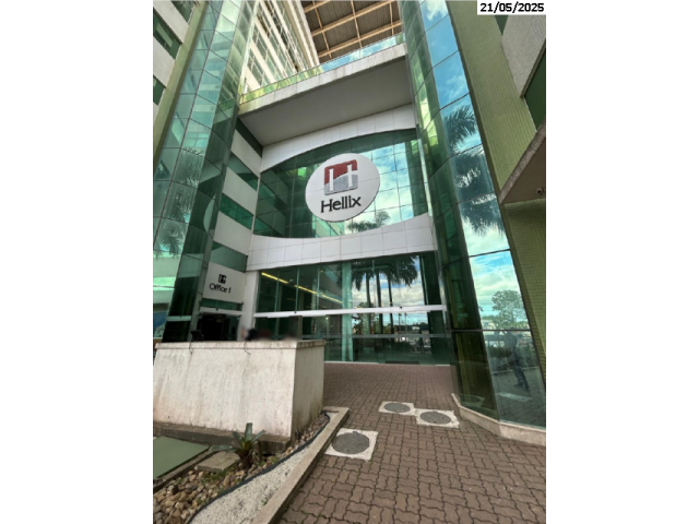 Loja Comercial com 32,76m² em Edifício Moderno