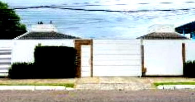 Casa em Condomínio com 3 Quartos em Canoas