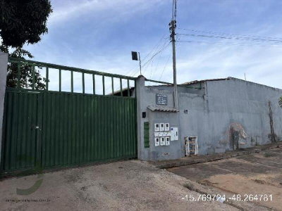 Casa com 2 Quartos em Condomínio em Águas Lindas de Goiás