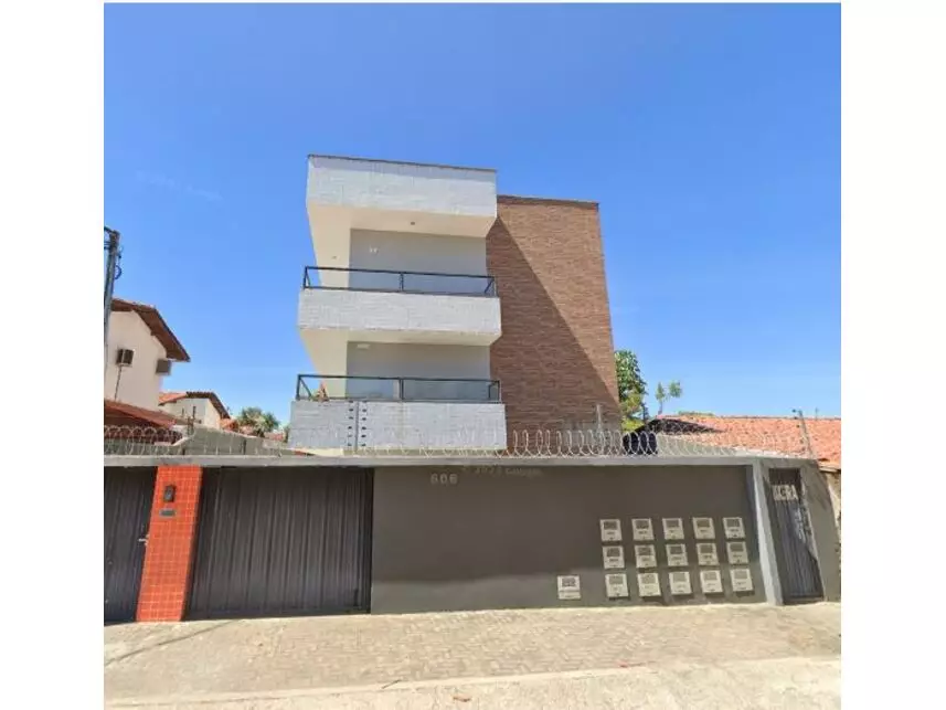 Residência Ampla com 657m² Construídos em Teresina