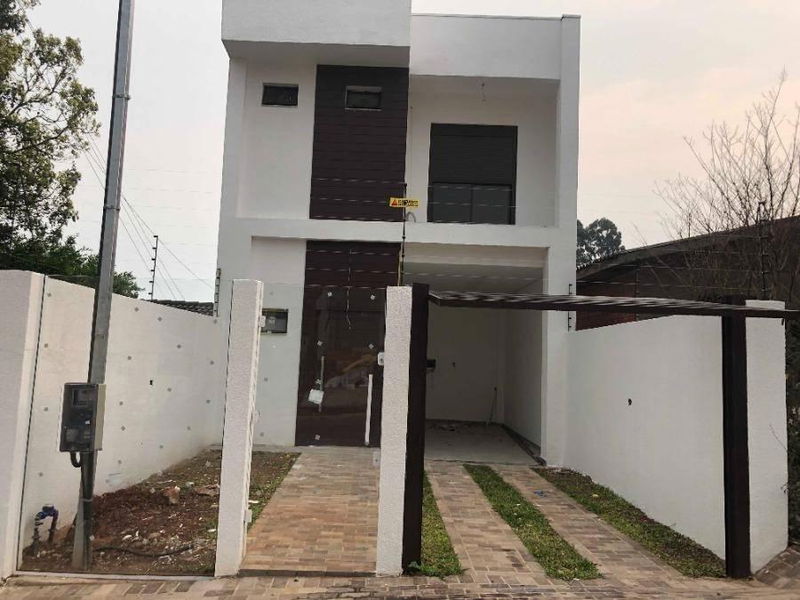 Casa Ocupada com 3 Quartos e 2 Banheiros em Passo Fundo