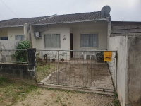 Casa com 2 Quartos e 150m² de Terreno em Araquari/SC