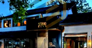 Luxuosa Casa com 4 Dormitórios e 2 Suítes em São Paulo