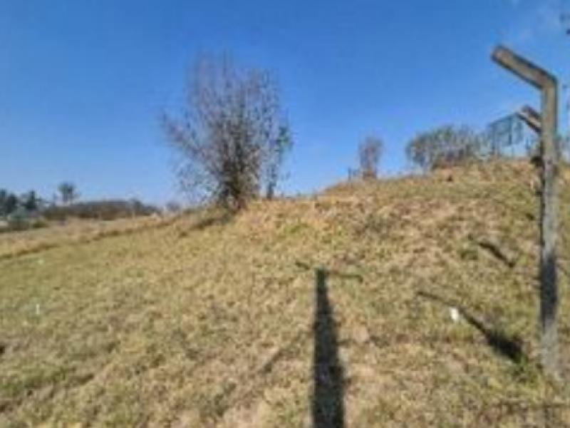 Terreno de 274,85 m² em loteamento em crescimento