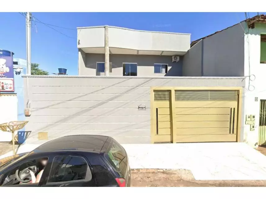 Casa Ocupada em Leilão com 132m² Construída