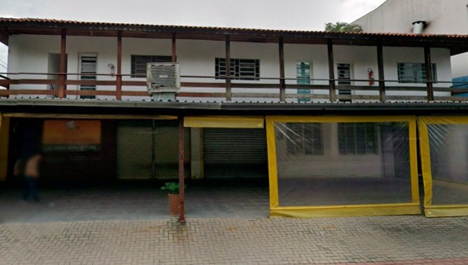 Imóvel Comercial com 300m² em Urbanova