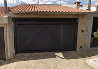 Casa com 83 m², 2 quartos, 1 banheiro, garagem e portão eletrônico