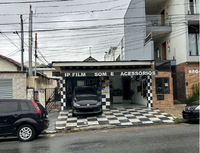 Casa no Alto da Mooca com 4 cômodos e área comercial