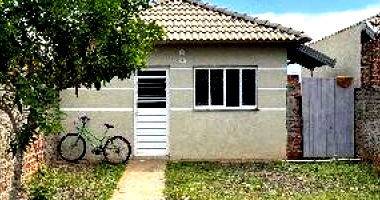 Casa com 2 quartos, 1 banheiro, 44.82m² construída, desocupada