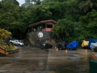 Terreno alto padrão em condomínio fechado com vista para o mar