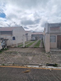 Casa com 46m², 2 quartos e vaga em Piraquara/PR