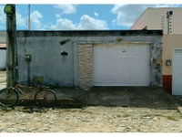 Casa em leilão com 96m² construída e 198m² de terreno