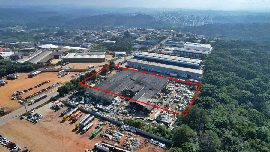 Terreno industrial de 12.600m² em Colombo