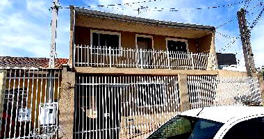 Casa com 4 quartos, 2 banheiros, 222,56 m² área total, desocupada