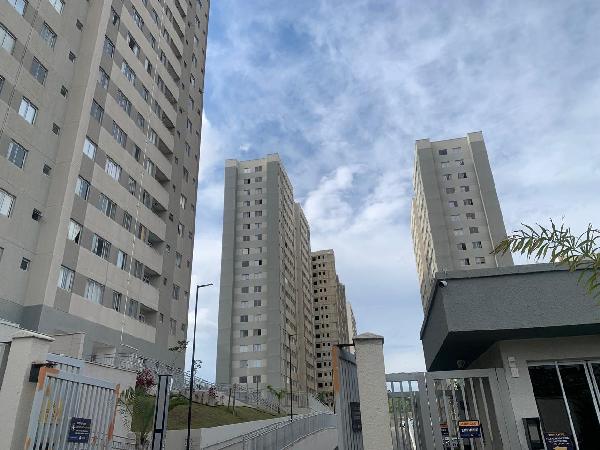 Apartamento 2 Quartos com 47m² em Contagem