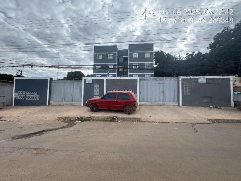 Apartamento em Águas Lindas de Goiás/GO com 2 quartos