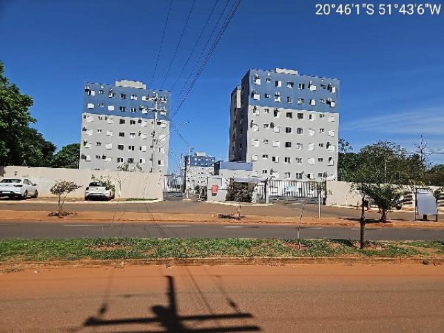 Apartamento com 2 quartos em Três Lagoas/MS