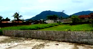 Terreno 425m² com potencial para 2 casas ou lazer completo