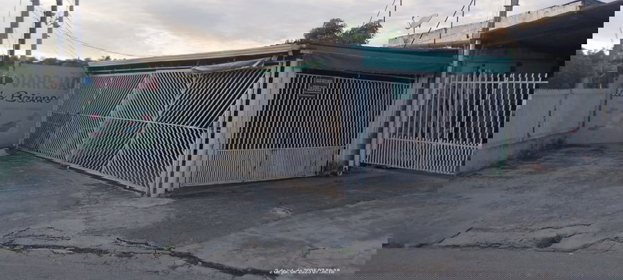 Casa popular com 2 quartos, garagem e área de 226m²