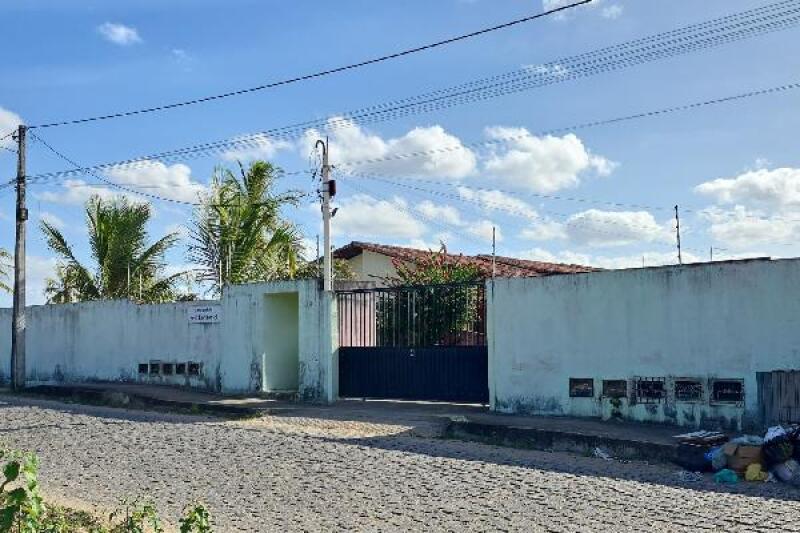 Casa 52,14m² com 2 quartos, 1 banheiro e 1 vaga