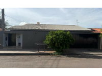 Casa com 3 quartos, 2 banheiros e 212,52m² de área construída