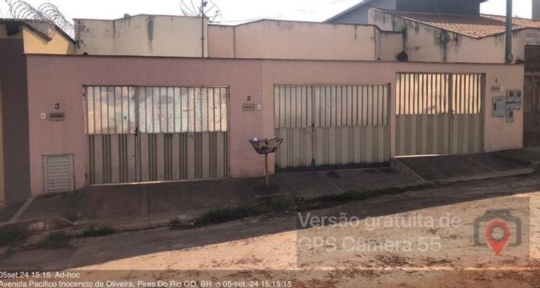 Casa com 3 unidades residenciais, 2 quartos, 1 banheiro, 300m², ocupada